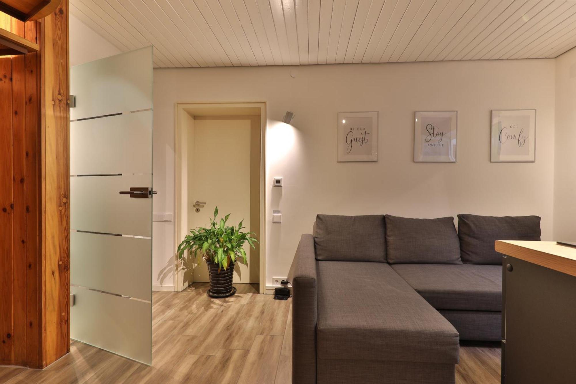 Ferienwohnung Nahe A8 Augsburg Muenchen Ulm Gersthofen Bagian luar foto